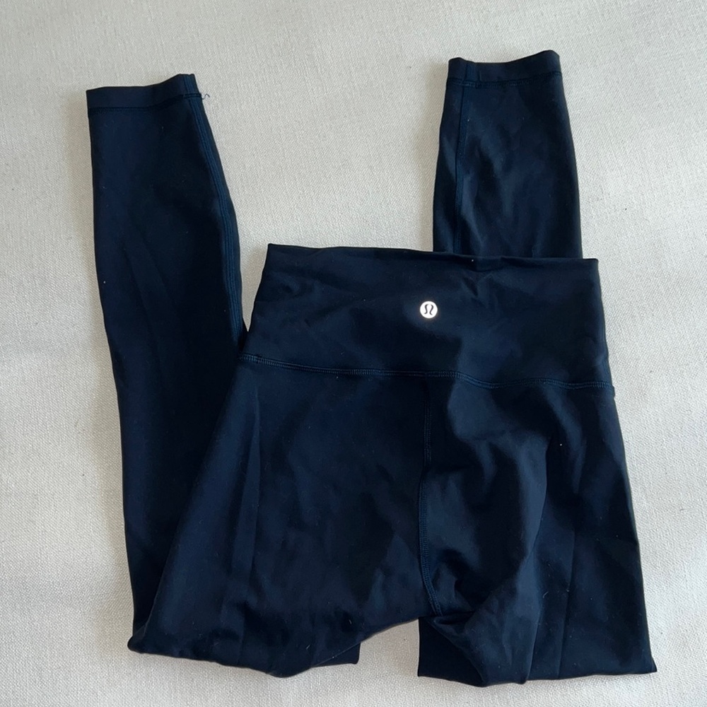 Lululemon Wunder Under Train Leggings True Navy Size 4 GENTLY WORN